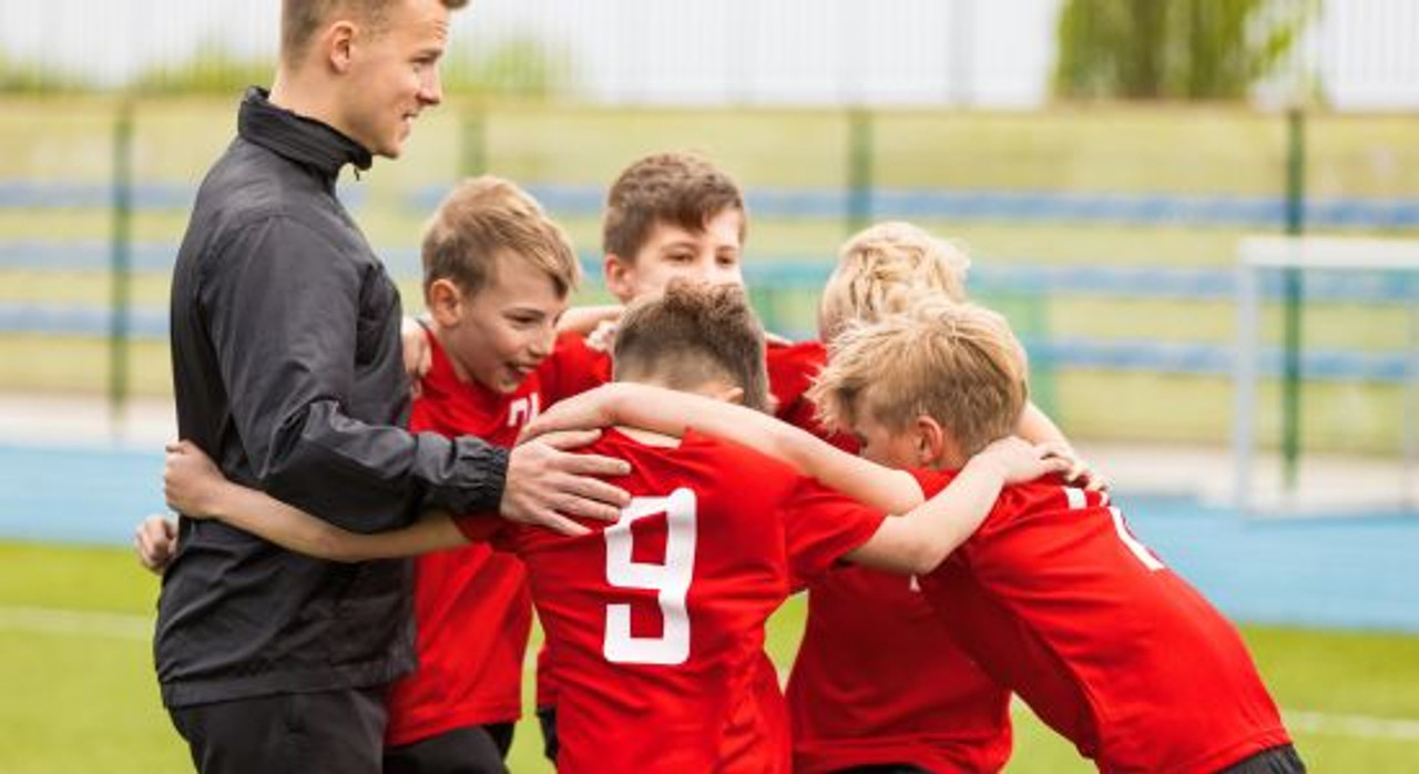 Best Sports Glasses & Sports Goggles for All Ages