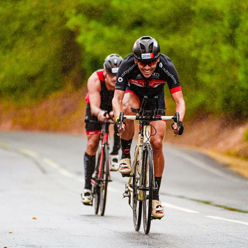 Should Kids Learn to Swim With or Without Swim Goggles?