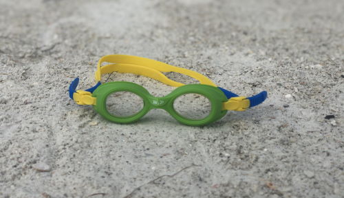 prescription swim goggles - goggles n more - beach