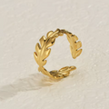 Golden Leaf Adjustable Ring – Nature-Inspired Elegance