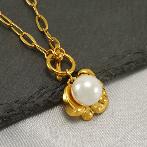 Is Waterproof Gold Jewelry Worth It? | Buyer Guide – Mountain of Goods