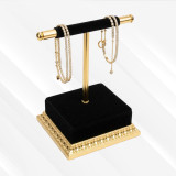 JEWELRY & ACCESSORIES