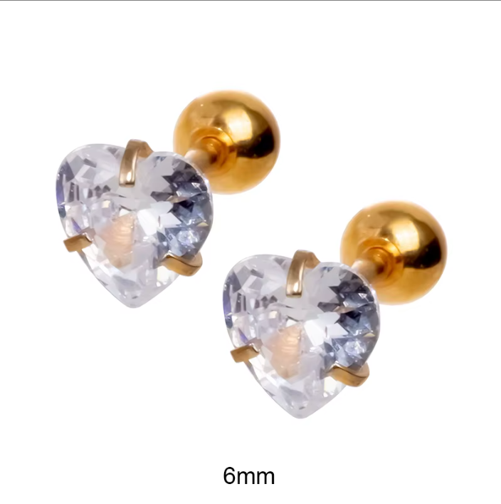 6mm Heart shaped Cubic Zirconia in plated gold on surgical steel