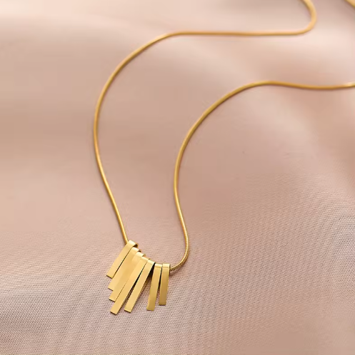 18K Gold Plated Linear Bar Pendant Necklace