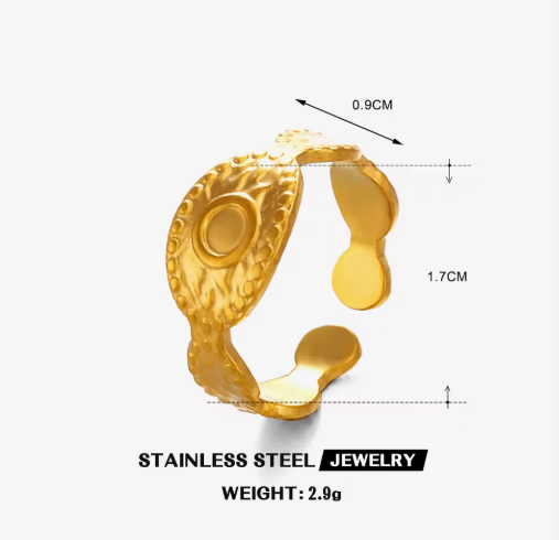 Textured Oval Adjustable Ring – 18K PVD Gold