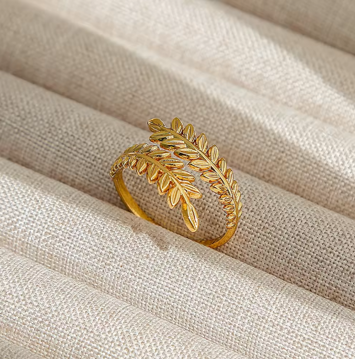 PVD Gold Laurel Ring