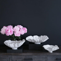 Vida Bloom Large Bowl (White) - Bowl Detail | Bone & Brass