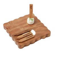 Square Scalloped Charcuterie Boards - Board Detail | Bone & Brass