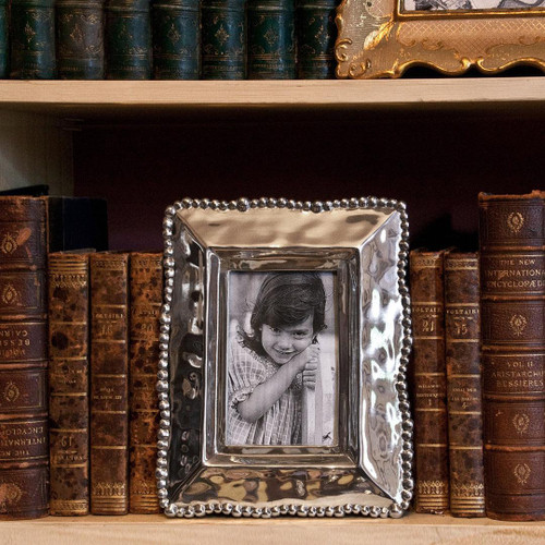 Frame Organic Pearl 4 x 6 Frame - Frame Detail | Bone & Brass