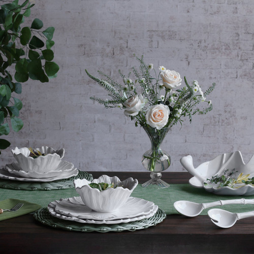Vida White Lettuce Dinner Plate Set of 4 - Plate Detail | Bone & Brass