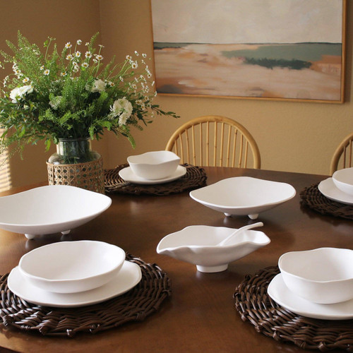Vida White Nube Dinner Plate Set of 4 - Plate Detail | Bone & Brass