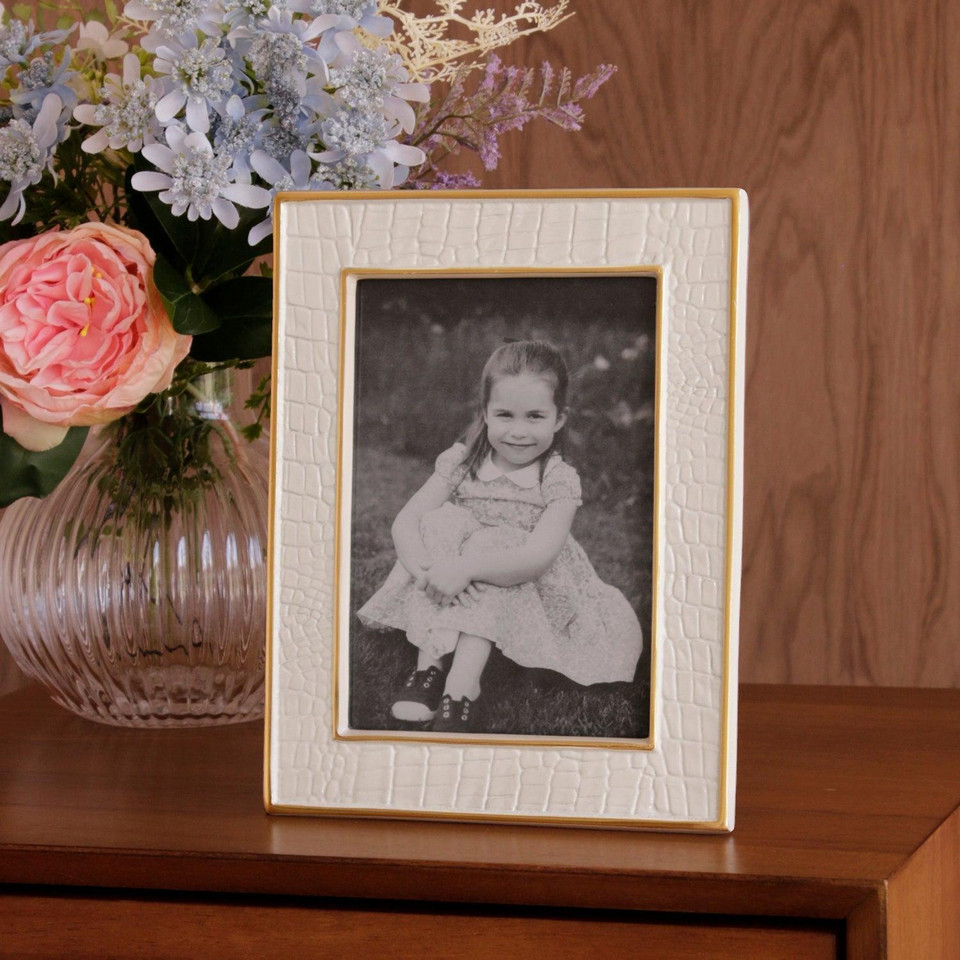 Frame Encanto Croc 5 x 7 Cream, view 6