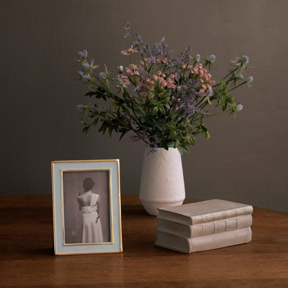 Frame Encanto Jason 4 x 6 (Slate) - Frame Detail | Bone & Brass