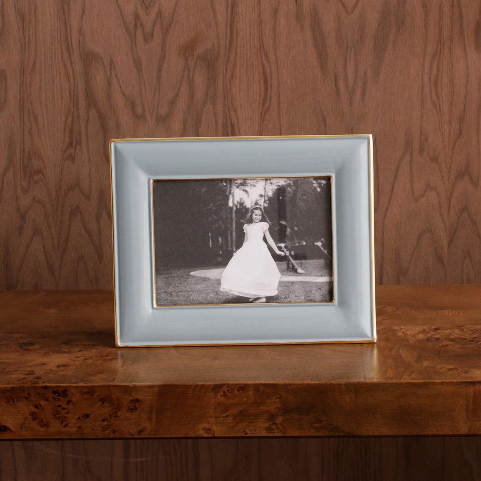 Frame Encanto Charlotte 5 x 7 Slate - Frame Side View | Bone & Brass