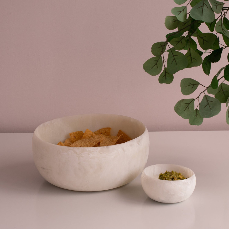 Resin Ivory Sorbet Mini Round Bowl - Bowl Detail | Bone & Brass