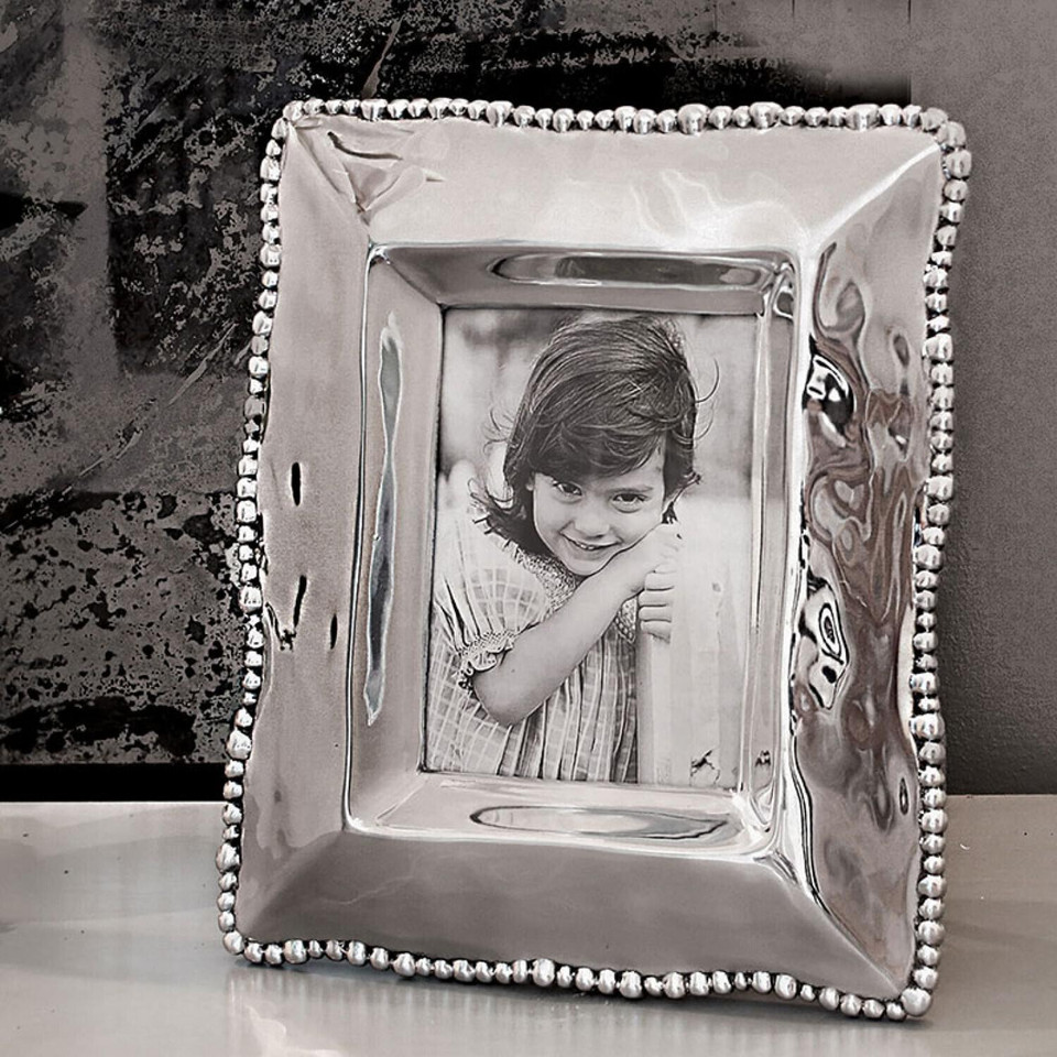 Frame Organic Pearl 5 x 7 Frame - Frame Corner Detail | Bone & Brass