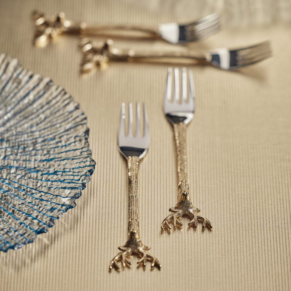 Peura Stag's Head Hors d 'Oeuvre Forks, Set 4 - Fork Detail | Bone & Brass