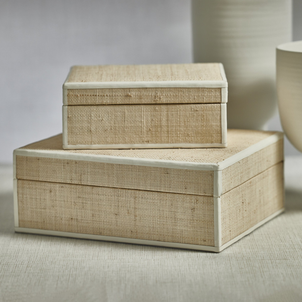 Reggio Natural Fiber Raffia Decorative Box - Bowl Detail | Bone & Brass