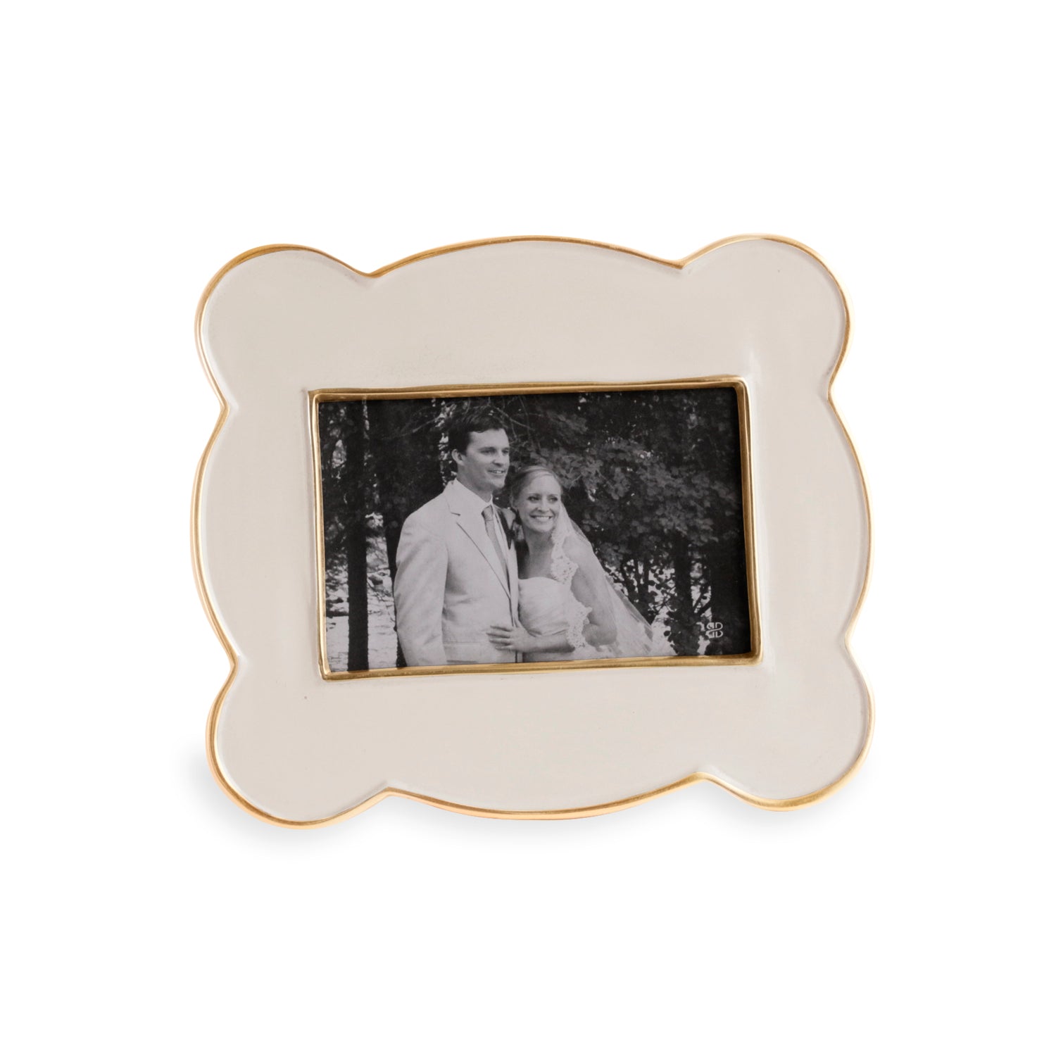 Encanto Amelia Frame 4"x 6" (Cream)