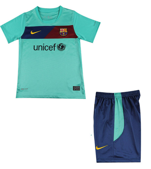 10/11 Retro Barcelona Away Kids