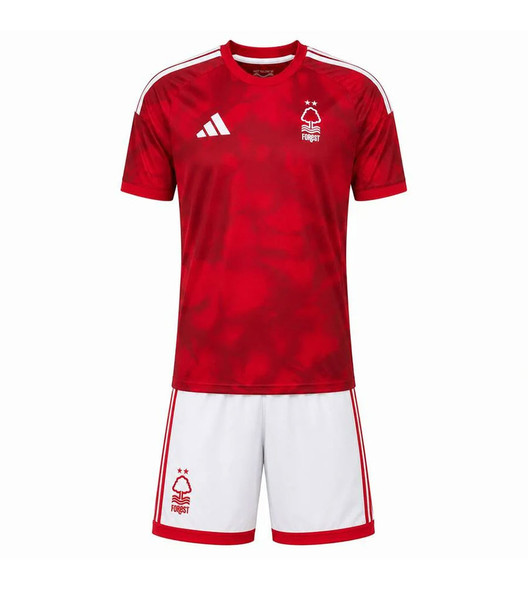 26/27 Nottingham Forest Home Kids Kit with free name and number