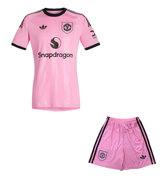  25/26  Man United Pink  GK Kids Kit with free name and number