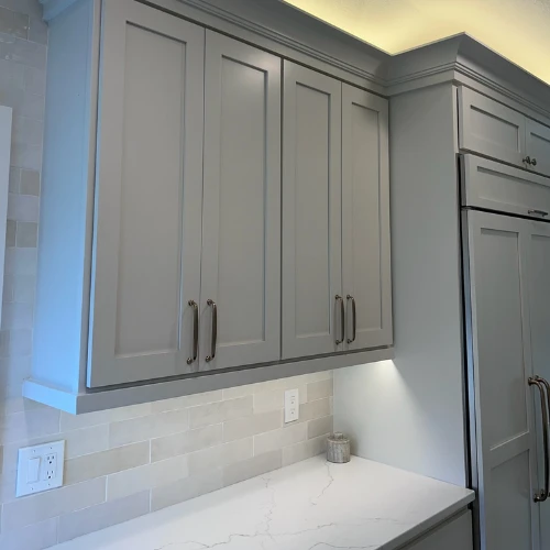 Ande W's unfinished shaker cabinet doors with MDF panel and paintable hardwood frame