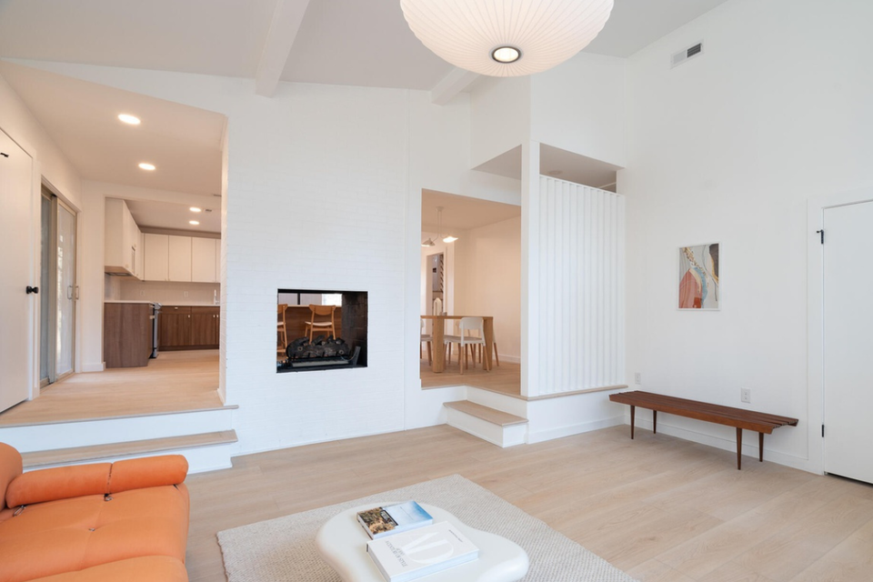 Finished custom kitchen cabinets project by Kata Walters showcasing Dolce Vita and Stratus Supermatte Modern Turino doors