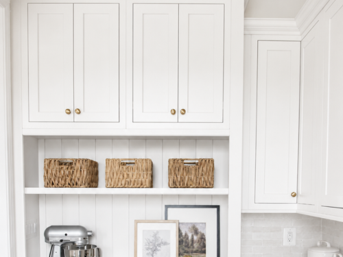 Shaker cabinet doors in kitchen