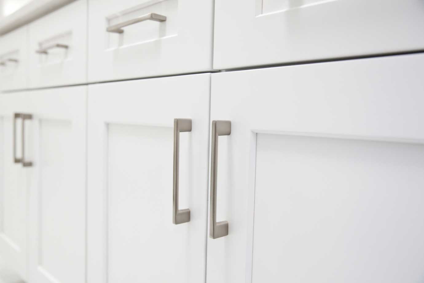 What Are Shaker Cabinets? 