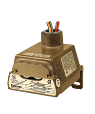 Barksdale Series CD1H Diaphragm Pressure Switch, Housed, Single Setpoint, 0.4 to 18 PSI, CD1H-A18SS-P2-Z1