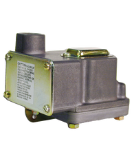 Barksdale Series D1T Diaphragm Pressure Switch, Housed, Single Setpoint, 1.5 to 150 PSI, D1T-A150SS-B5