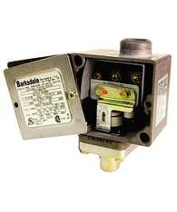 Barksdale Series E1H Dia-Seal Piston Pressure Switch, Housed, Single Setpoint, 3 to 90 PSI, E1H-G90-RD-LC