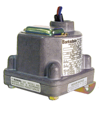 Barksdale Series D1H Diaphragm Pressure Switch, Housed, Single Setpoint, 0.4 to 18 PSI, HD1H-GH18SS