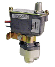 Barksdale Series C9612 Sealed Piston Pressure Switch, Housed, Single Setpoint, 35 to 400 PSI, TC9612-1