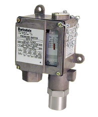 Barksdale Series 9675 Sealed Piston Pressure Switch, Housed, Single Setpoint, 425 to 6000 PSI, DA9675-4-AA-V
