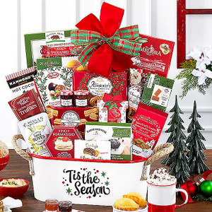 Deck the Halls: Gourmet Holiday Gift Basket