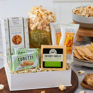 Classic Snacks: Gourmet Gift Basket