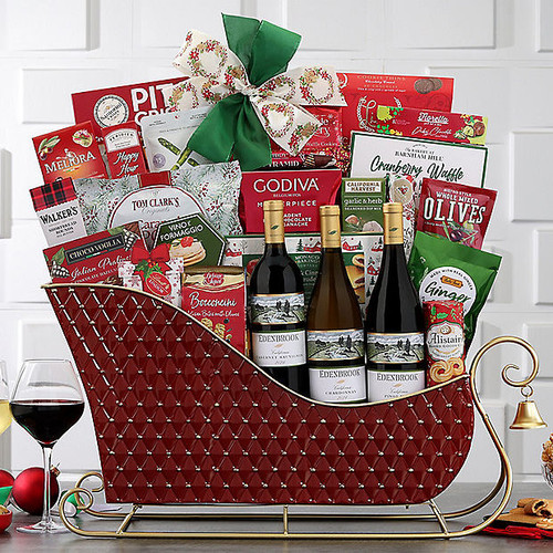 Edenbrook Grand Trio: Holiday Sleigh Wine Basket