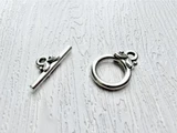 TierraCast 16x15mm Antique Silver Leaf Clasp Set, Toggle and Bar