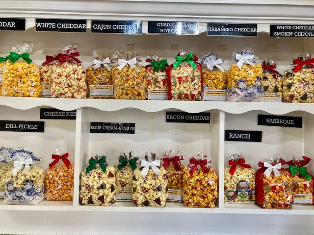 popcorn-holiday-bag-savory-display.jpg