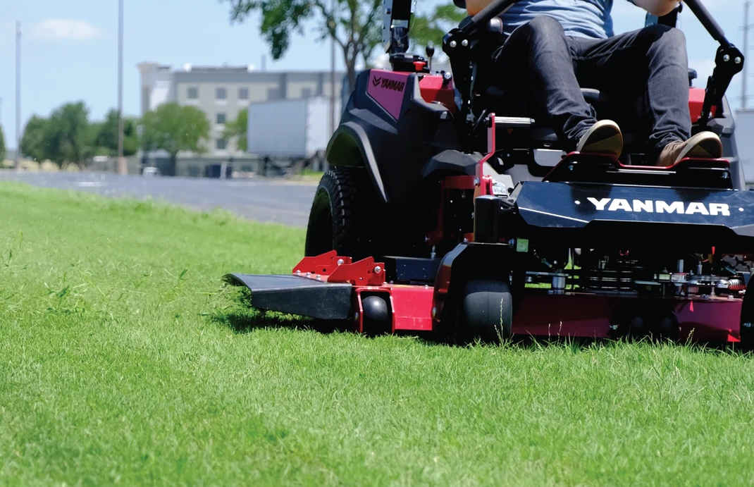 Yanmar YZ300 Series Mowing Grass