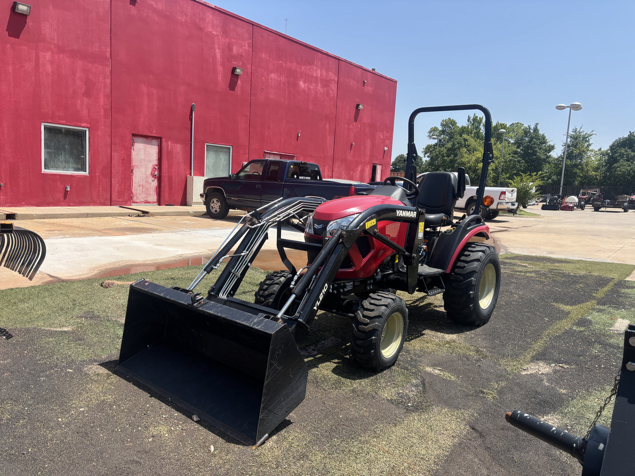 Pre-Owned Yanmar SA325