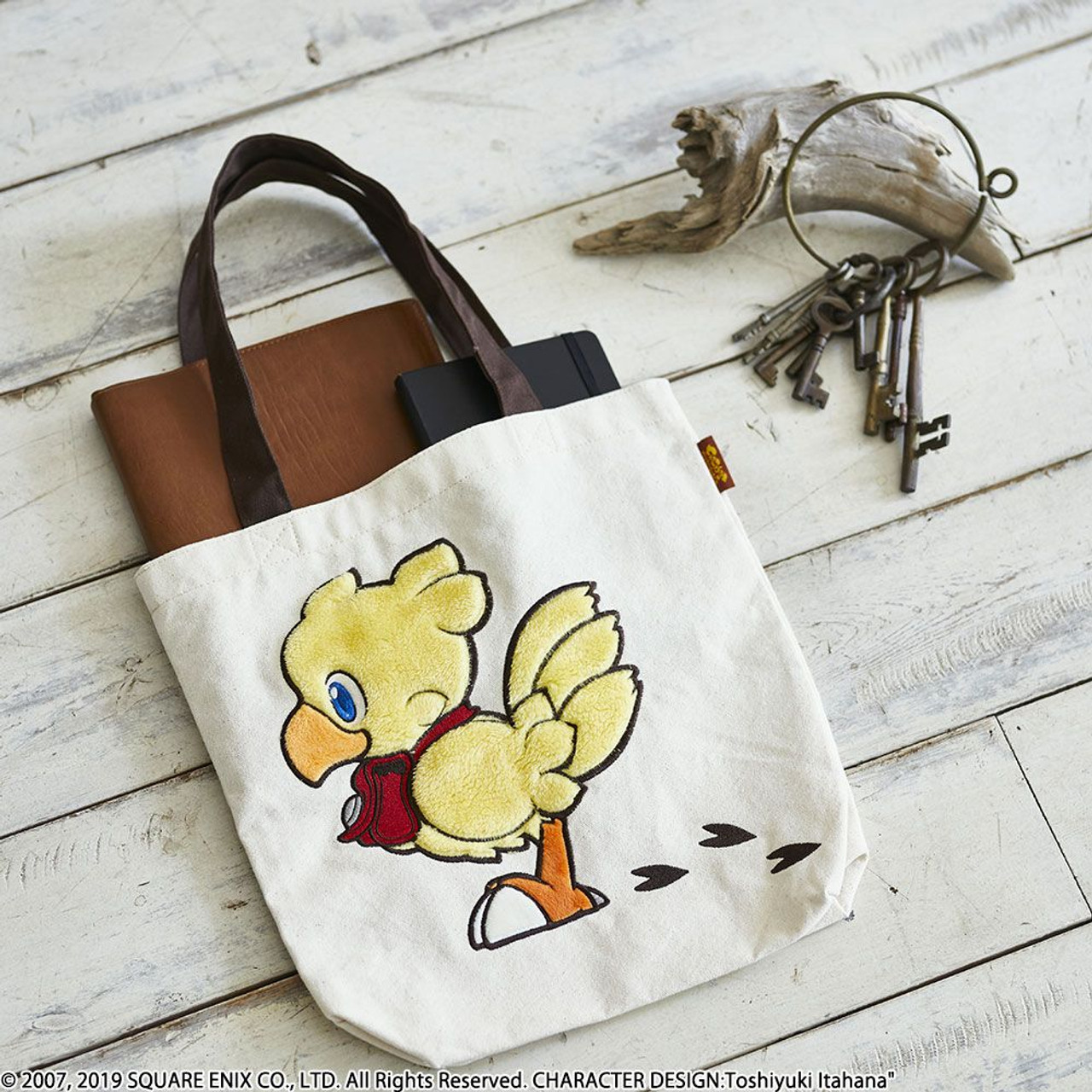 Final Fantasy Fluffy Fluffy Tote Bag - Chocobo | SQUARE ENIX Store