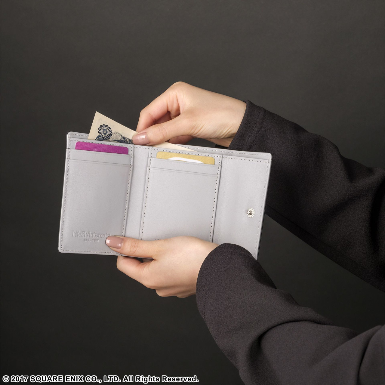 NIER:AUTOMATA TRI-FOLD WALLET - YORHA | SQUARE ENIX Store