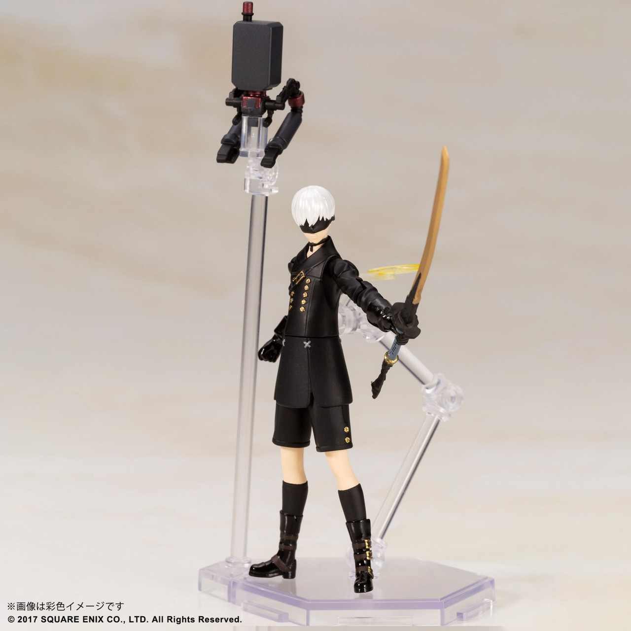 NieR:Automata 2B & 9S フィギュアセット NIER:AUTOMATA PLASTIC MODEL KIT - 2B & 9S | SQUARE ENIX Store
