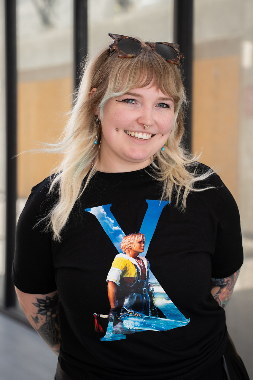 FINAL FANTASY X Key Visual T-shirt - TIDUS | SQUARE ENIX Store