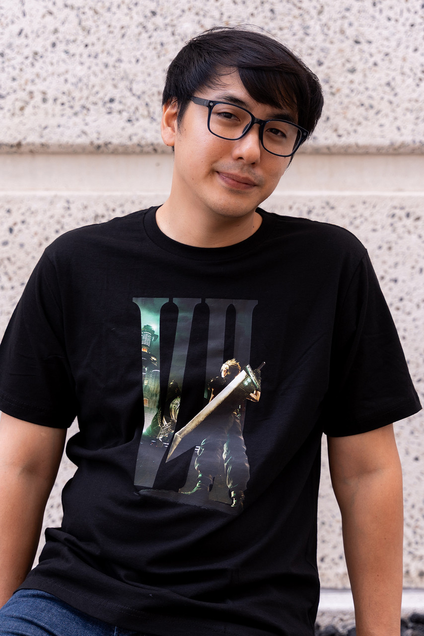 FINAL FANTASY VII Key Visual T-shirt - CLOUD | SQUARE ENIX Store