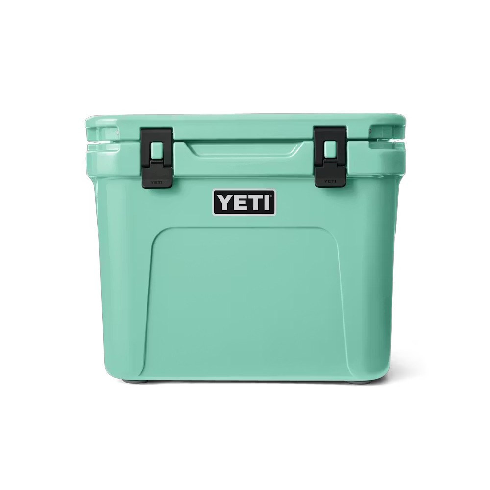 Yeti Roadie 32 Hard Cooler | Wholesale Marine