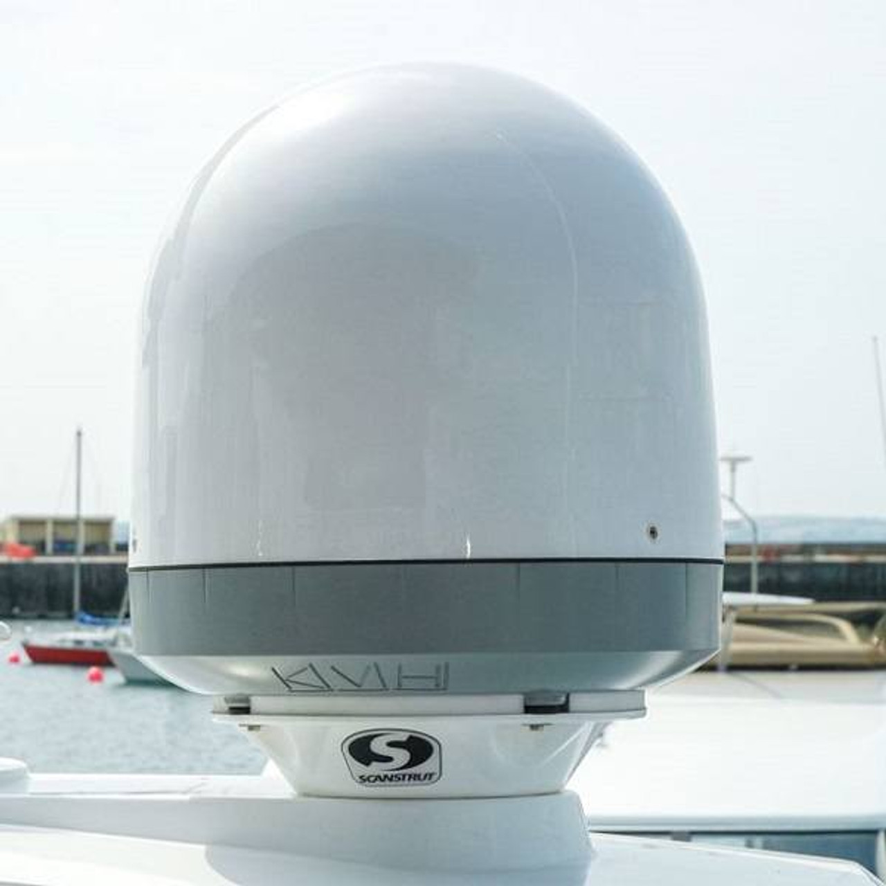 Scanstrut SC45 Satcom Antenna Mount with radar installed